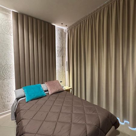 Tropicana Room Казерта Экстерьер фото