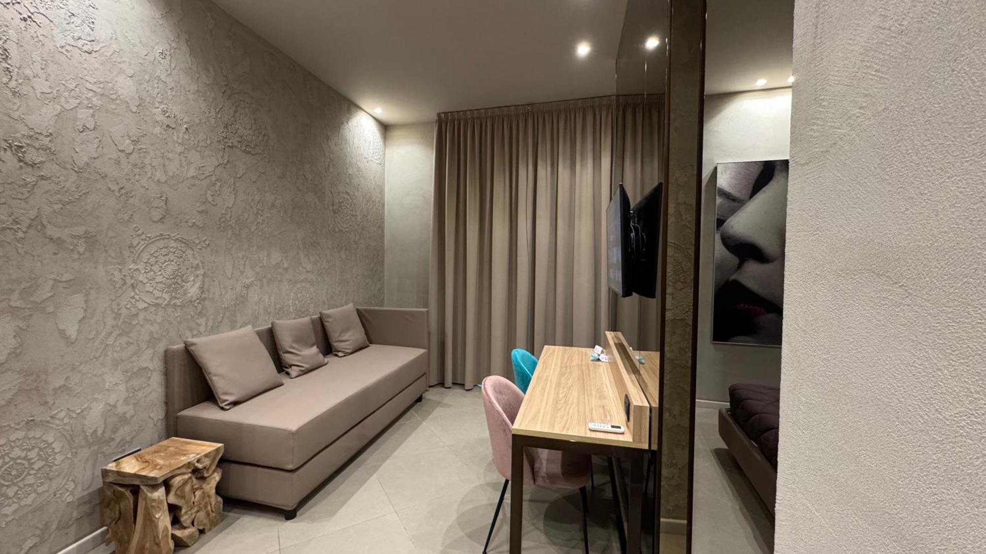 Tropicana Room Казерта Экстерьер фото